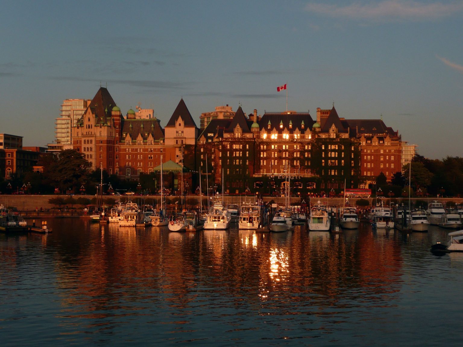 What to Explore in Victoria Canada for A Day 2021 Mindfulness Memories
