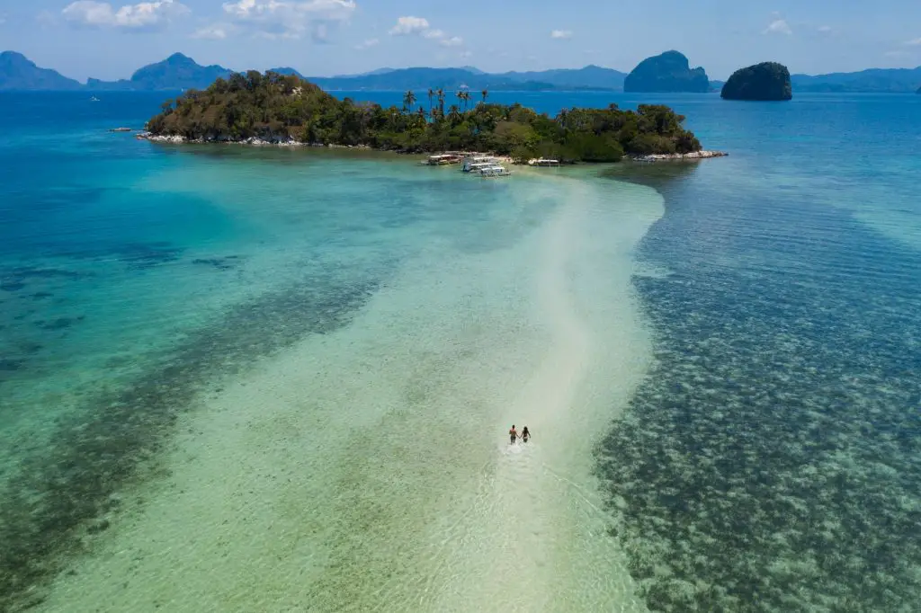 Tropical beach in El Nido, Palawan, Philippines