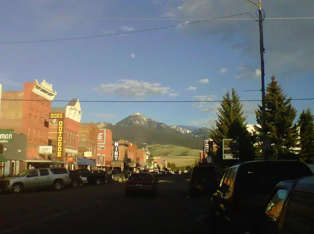 Livingston Montana The Gateway to Yellowstone National Park ...