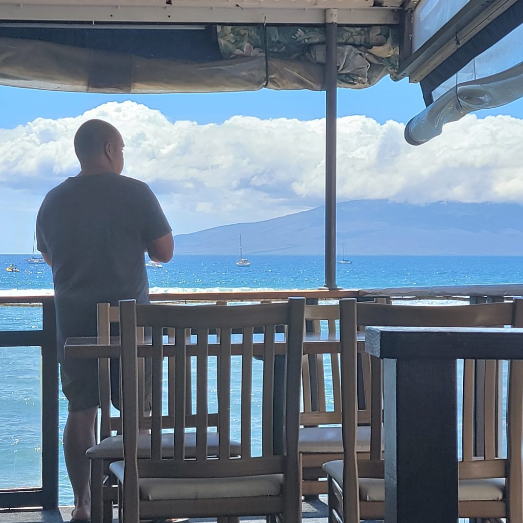 best oceanfront restaurant in maui